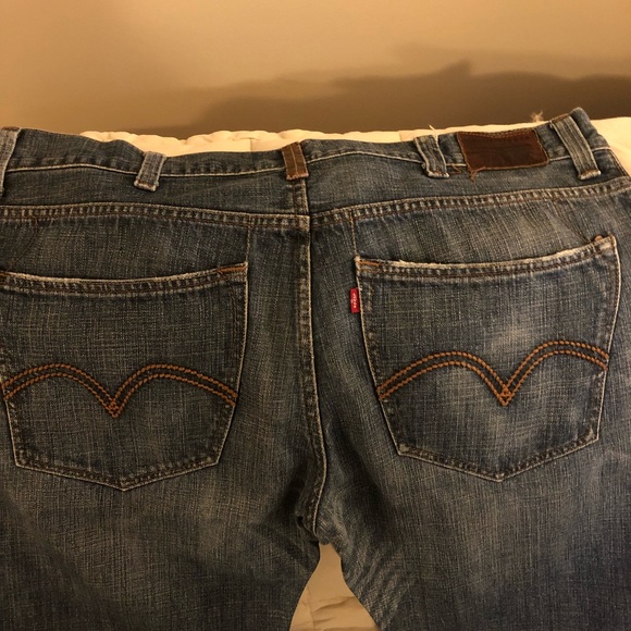 Levi’s - Picture 3 of 3
